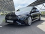 Mercedes-Benz CLA 180 Business Solution AMG | Panoramadak | Burmester | Rijassistentiepakket | Trekhaak | 360 camera | Sfeerverlichting | Stoel/stuurverwarming |