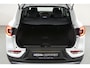 Renault Kadjar TCe 140 Intens | R-Link Multimedia & Navigatie | Leder | 19" Lichtmetalen velgen | Camera | LED Pure Vision | Stoelverwarming | Climate Control