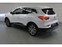 Renault Kadjar TCe 140 Intens | R-Link Multimedia & Navigatie | Leder | 19" Lichtmetalen velgen | Camera | LED Pure Vision | Stoelverwarming | Climate Control