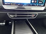 Volkswagen ID.7 Tourer Pro Business | Achterbank in ongelijke delen neerklapbaar incl. middenarmsteun en doorlaadmogelijkheid | Afstandscontrolesysteem (Front Assist), met voetgangers- en fietsersherkenning | Automatische afstandsregeling (Adaptive Cruise Control)