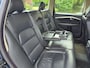 Volvo V70 2.5T Momentum 5 cilinder 200 PK 147 KW Airco Leer Navi Trekhaak elektrische achterklep.