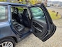 Volvo V70 2.5T Momentum 5 cilinder 200 PK 147 KW Airco Leer Navi Trekhaak elektrische achterklep.