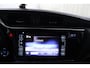 Toyota Auris 1.8 Hybrid Dynamic | Navigatie | Trekhaak | Toyota Safety Sense |