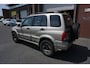Suzuki Grand Vitara 2.0 128PK 4X4 5 DEURS! AIRCO AFN.TREKHAAK DAKRAILS LMV 4X ELECTR.RAMEN-SPIEGELS RADIO CD CENTRALE DEURVERGRENDELING