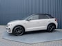 Volkswagen T-Roc 1.5 TSI R-Line Business | Beats | Panodak | IQ Light | Side Assist | Trekhaak afnb | Prijs Rijklaar!!
