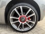 Fiat 500 1.4 T-Jet Abarth Turismo 70th Anniversary Automaat | Lederen Bekleding | Parkeersensoren | Automatische Airco | Navigatie | Turbo-Druk Meter