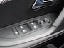 Peugeot e-2008 Allure 54 kWh 156PK Navigatie, Rondomzichtcamera, Adaptieve Cruise Control, Keyless, Stoelverwarming