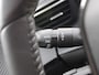Peugeot e-2008 Allure 54 kWh 156PK Navigatie, Rondomzichtcamera, Adaptieve Cruise Control, Keyless, Stoelverwarming