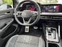 Volkswagen Golf 1.5 eTSI R-Line Business Aut Navi Camera ACC Carpl