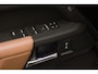 Land Rover Defender 2.0 P300e 110 X-Dynamic HSE / Head-up / Meridian Surround / Cold Climate