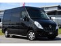 Renault Master T35 2.3 dCi L2H2 Black Edition Cruise, NAVI, Sensoren, Multimedia, Clima, Trekhaak, Airco, 145PK, Uniek!