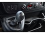 Renault Master T35 2.3 dCi L2H2 Black Edition Cruise, NAVI, Sensoren, Multimedia, Clima, Trekhaak, Airco, 145PK, Uniek!
