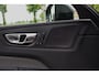 Volvo XC60 2.0 350 PK T6 Plug-in Hybrid AWD Plus Dark Long Range, Panoramadak, Trekhaak, Harman/Kardon, 360 Camera