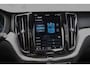 Volvo XC60 2.0 350 PK T6 Plug-in Hybrid AWD Plus Dark Long Range, Panoramadak, Trekhaak, Harman/Kardon, 360 Camera