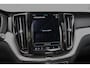 Volvo XC60 2.0 350 PK T6 Plug-in Hybrid AWD Plus Dark Long Range, Panoramadak, Trekhaak, Harman/Kardon, 360 Camera