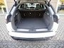 Land Rover Range Rover Velar P400e 404pk AWD Dynamic HSE PHEV | Ostuni White | Head-up Display | Black Pack | Ambiance Verlichting | Stoelventilatie