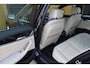 BMW 5-Serie Touring 520i High Executive * Massage stoelen * Trekhaak * Stoelventilatie * Panorama dak * Leder * LED *