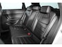 SEAT Ateca 1.5 TSI FR 150 PK Business Intense - Automaat | S/K-Panodak | Dig. Cockpit | Adapt. Cruise | Stoelverw. | PDC | Camera | NAV + App. Connect | ECC | Elek. Klep | Elek. Trekhaak | LM 19" |