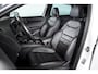 SEAT Ateca 1.5 TSI FR 150 PK Business Intense - Automaat | S/K-Panodak | Dig. Cockpit | Adapt. Cruise | Stoelverw. | PDC | Camera | NAV + App. Connect | ECC | Elek. Klep | Elek. Trekhaak | LM 19" |