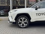 Toyota RAV4 2.5 Plug-in Hybrid AWD Bi-Tone Plus | Head up display, JBL, Leer, Geheugenfunctie, 360 camera, Stuurverwarming, Blind Spot