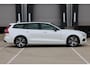 Volvo V60 B3 Automaat Essential Edition | Demo Deal | Adaptieve Cruise Control | Blind spot | Parkeercamera | Park Assist voor en Achter | Verwarmbare voorstoelen | Verwambare Achterbank | Stuurverwarming