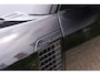 Land Rover Defender 2.0 P300e 110 X-Dynamic HSE / 6 persoons uitvoering / Meridian Surround / Head-up