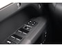 Land Rover Defender 2.0 P300e 110 X-Dynamic HSE / 6 persoons uitvoering / Meridian Surround / Head-up