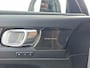 Volvo XC40 1.5 T5 Recharge R-Design | Trekhaak | Harman/Kardon Audio | Stoelverwarming | Achteruitrijcamera |
