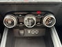 Renault Clio 1.0 TCe Zen Navi | Bluetooth | Cruise control | Metallic lak | Bovag garantie | NAP