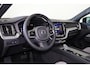Volvo XC60 T6 Recharge AWD Plus Dark - LONG RANGE - Luchtvering - Panorama/schuifdak - IntelliSafe Assist & Surround - 360º Camera - Adaptieve LED koplampen - Verwarmde voorstoelen, stuur & achterbank - Parkeersensoren voor & achter - Elektr. bedienb. voorstoelen met geheugen - Draadloze tel. lader - Extra getint glas - Elektr. inklapbare trekhaak - 20' LMV