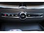 Volvo XC60 T6 Recharge AWD Plus Dark - LONG RANGE - Luchtvering - Panorama/schuifdak - IntelliSafe Assist & Surround - 360º Camera - Adaptieve LED koplampen - Verwarmde voorstoelen, stuur & achterbank - Parkeersensoren voor & achter - Elektr. bedienb. voorstoelen met geheugen - Draadloze tel. lader - Extra getint glas - Elektr. inklapbare trekhaak - 20' LMV