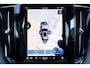 Volvo XC60 T6 Recharge AWD Plus Dark - LONG RANGE - Luchtvering - Panorama/schuifdak - IntelliSafe Assist & Surround - 360º Camera - Adaptieve LED koplampen - Verwarmde voorstoelen, stuur & achterbank - Parkeersensoren voor & achter - Elektr. bedienb. voorstoelen met geheugen - Draadloze tel. lader - Extra getint glas - Elektr. inklapbare trekhaak - 20' LMV