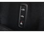 Volvo XC60 T6 Recharge AWD Plus Dark - LONG RANGE - Luchtvering - Panorama/schuifdak - IntelliSafe Assist & Surround - 360º Camera - Adaptieve LED koplampen - Verwarmde voorstoelen, stuur & achterbank - Parkeersensoren voor & achter - Elektr. bedienb. voorstoelen met geheugen - Draadloze tel. lader - Extra getint glas - Elektr. inklapbare trekhaak - 20' LMV