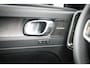 Volvo C40 Single Motor Extended Range Ultimate 82 kWh | Panoramadak | Adaptive cruise control | Pixel LED koplampen | Elektrische stoelverstelling met geheugen  | 20 inch velgen | Harman & kardon audio | Stoel- en stuurverwarming