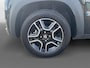 Dacia Spring Comfort 27 kWh Automaat | DEMO | Airco | Bluetooth | Lichtmetalen Velgen | Elektrische Ramen & Spiegels | Licht Sensor | LED Dagrijverlichting |