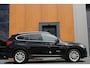 BMW X1 sDrive20i High Executive | Pano | Trekhaak | Sportstoelen