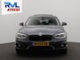 BMW 1-Serie 118i High Executive * Trekhaak * Panoramadak Leder Stoelverwarming