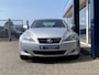 Lexus IS 250 Business / NL-Auto / 6-Cilinder / 208 PK / Vol-Leder / Stoelverwarming / Cruise-Control / Climate-Control / Radio-Bluetooth / Navi / Camera-Achter / 18'' LMV / All-Season / ENZ.