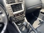 Lexus IS 250 Business / NL-Auto / 6-Cilinder / 208 PK / Vol-Leder / Stoelverwarming / Cruise-Control / Climate-Control / Radio-Bluetooth / Navi / Camera-Achter / 18'' LMV / All-Season / ENZ.