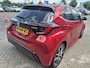 Toyota Yaris 1.5 Hybrid Executive NL-AUTO 1E-EIG ALL SEASON DODEHOEK NAVI APPLE/ ANDROID STOELVERWARMING KEYLESS DAB+