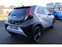 Toyota Aygo X JBL KEYLESS STOELVERW. JBL-AUDIO 18"LMV PARK-SENSOREN APPLE/ANDROID NAVI DRAADLOOS-LADEN-TEL NL-AUTO NIEUW