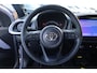 Toyota Aygo X JBL KEYLESS STOELVERW. JBL-AUDIO 18"LMV PARK-SENSOREN APPLE/ANDROID NAVI DRAADLOOS-LADEN-TEL NL-AUTO NIEUW