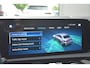 Mercedes-Benz A-klasse 250 e AMG Line Plug-in Hybrid | Afn. Trekhaak | Schuif-/Kanteldak | HUD | Dodehoekdetectie | Adaptive Cruise | Navigatie | 360 Camera | Apple Carplay | Android Auto | !!