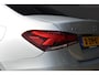 Mercedes-Benz A-klasse 250 e AMG Line Plug-in Hybrid | Afn. Trekhaak | Schuif-/Kanteldak | HUD | Dodehoekdetectie | Adaptive Cruise | Navigatie | 360 Camera | Apple Carplay | Android Auto | !!
