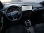 Ford Focus Wagon 1.0 125pk EcoBoost Hybrid ST Line Stoelverwarming / Navigatie / 17 inch / LED