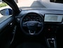 Ford Focus Wagon 1.0 125pk EcoBoost Hybrid ST Line Stoelverwarming / Navigatie / 17 inch / LED