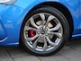 Ford Focus Wagon 1.0 125pk EcoBoost Hybrid ST Line Stoelverwarming / Navigatie / 17 inch / LED