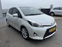 Toyota Yaris 1.5 Full Hybrid Dynamic CVT-Automaat Incl: Climate Control, Cruise Control, LM velgen, Parkeerhulpcamera