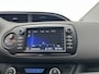 Toyota Yaris 1.5 VVT-i Aspiration Incl: Climate Control, Cruise Control, Navigatie, Trekhaak, Metallic lak