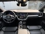 Volvo V60 T6 Plug-in hybrid AWD AUT8 350PK Plus Bright, Panoramadak, 19” lichtmetalen velgen, Sportstoelen, Stoel- & Stuurwielverwarming, Harman Kardon audio, Elektrisch bedienbare voorstoelen met geheugen